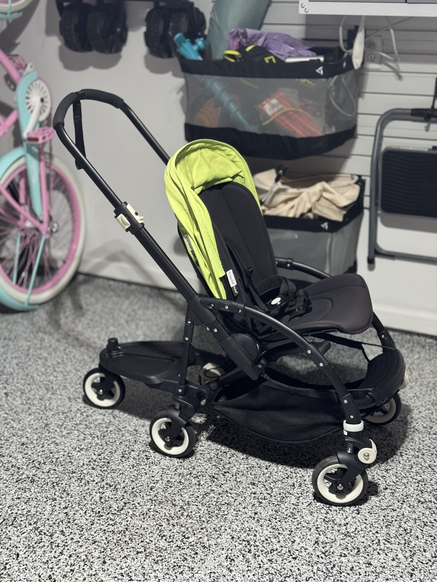 Bugaboo Bee with wheeled board