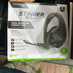 Hyper X - Stinger Core Wireless Xbox Gaming Headsets 