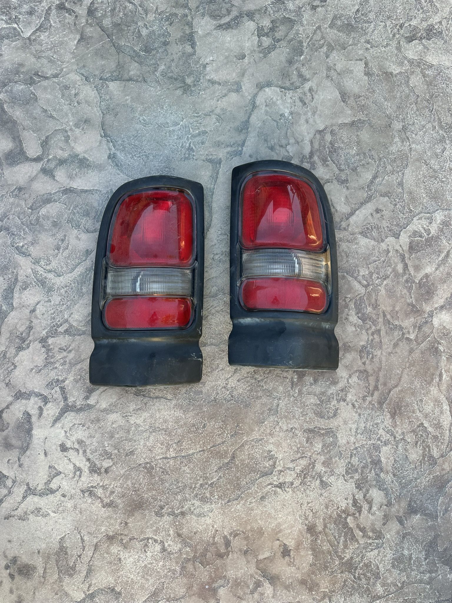 Rear Tail Lights Dodge 1997 Ram 1500