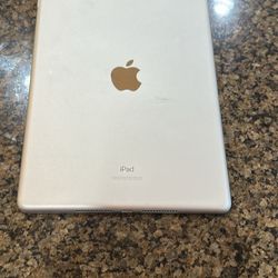 Apple ipad 9 th gen 64 gb excellent condition 