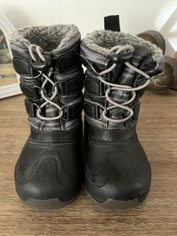 Toddler Snow Boots Size 7/8