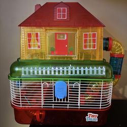 Lightly Used Hamster House