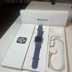 Apple Watch SE 2nd Generation 40MM Silver GPS Only