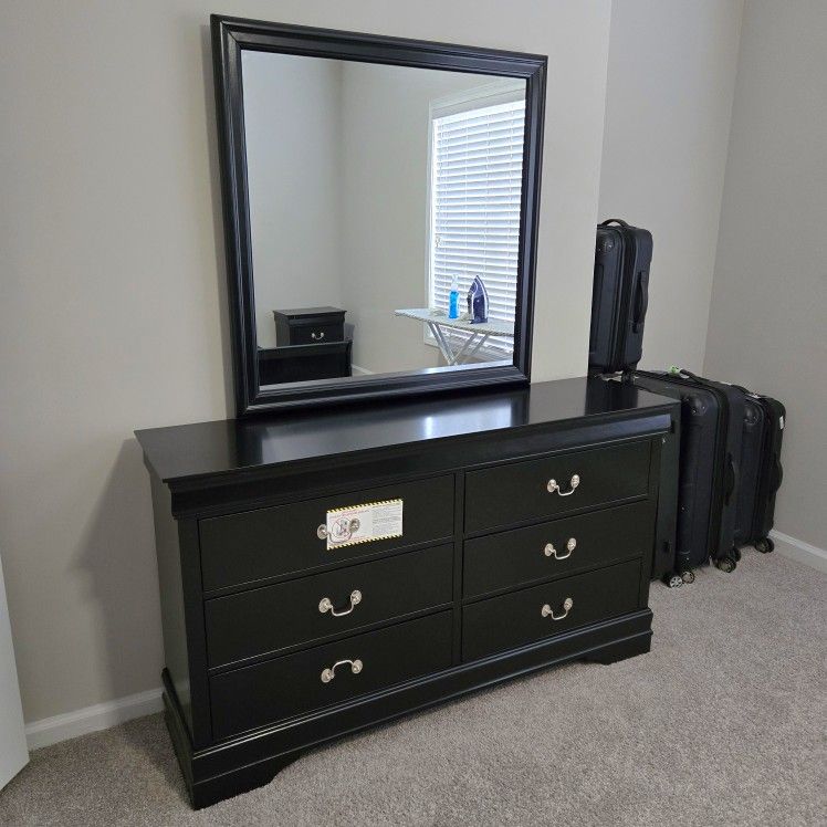NEW QUEEN SLEIGH BEDROOM 4-PIECE SET BY HOME ELEGANCE