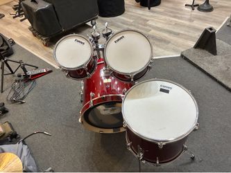 Yamaha birch drum set