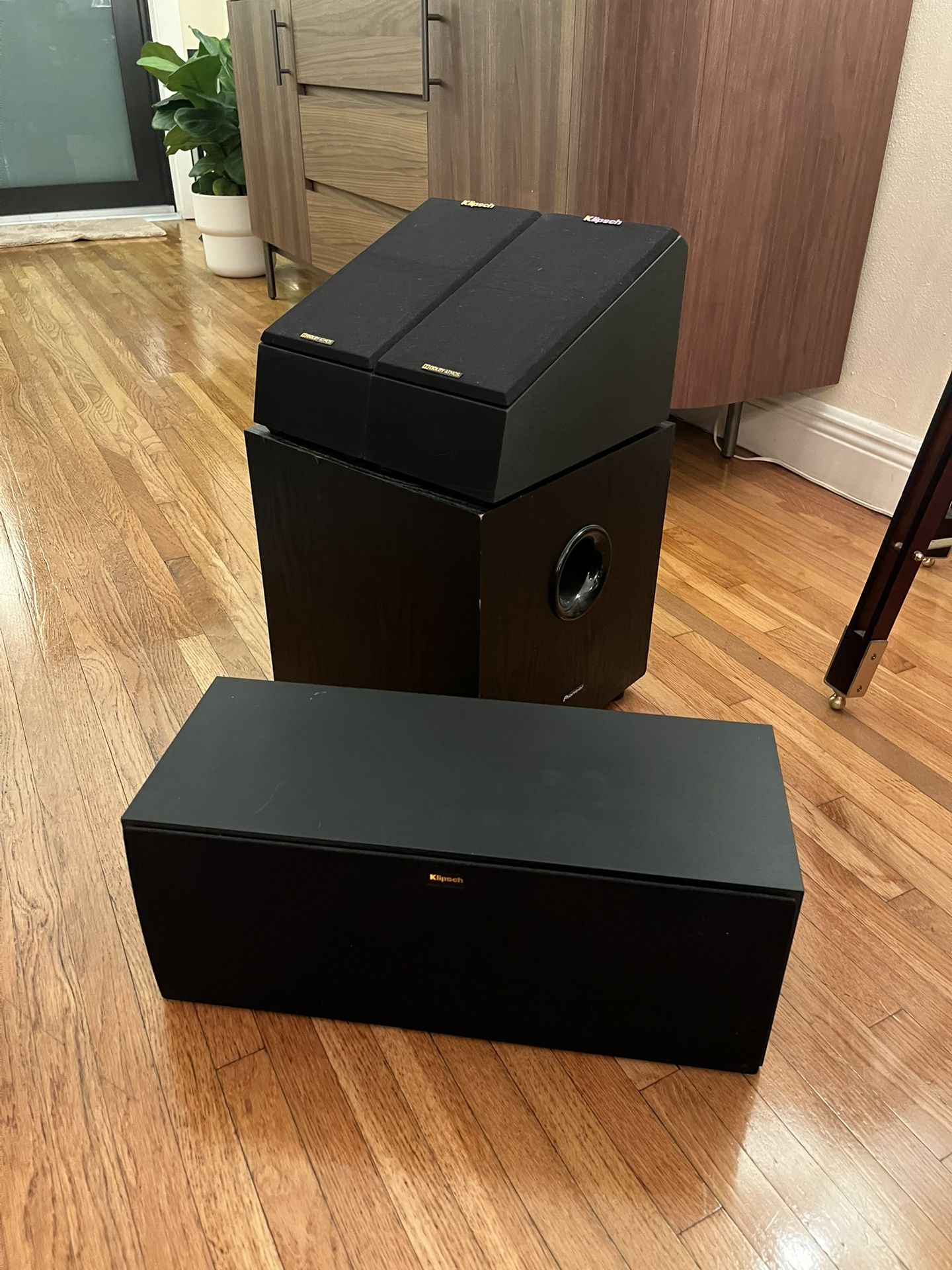 Klipsch Atmos, Center & A. Jones 8” Sub