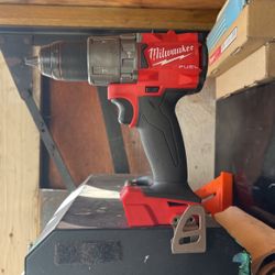 Milwaukee Hammer Drill