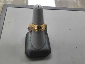 Yellow Gold 14k (.585) 8 grams Size 6