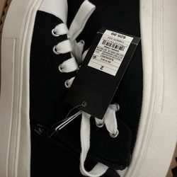 Shoes brand new ,size 2 ,high quality