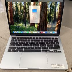 Apple Mackbook Air (A3240) M4 Chip 256gb Storage 16gb Memory 