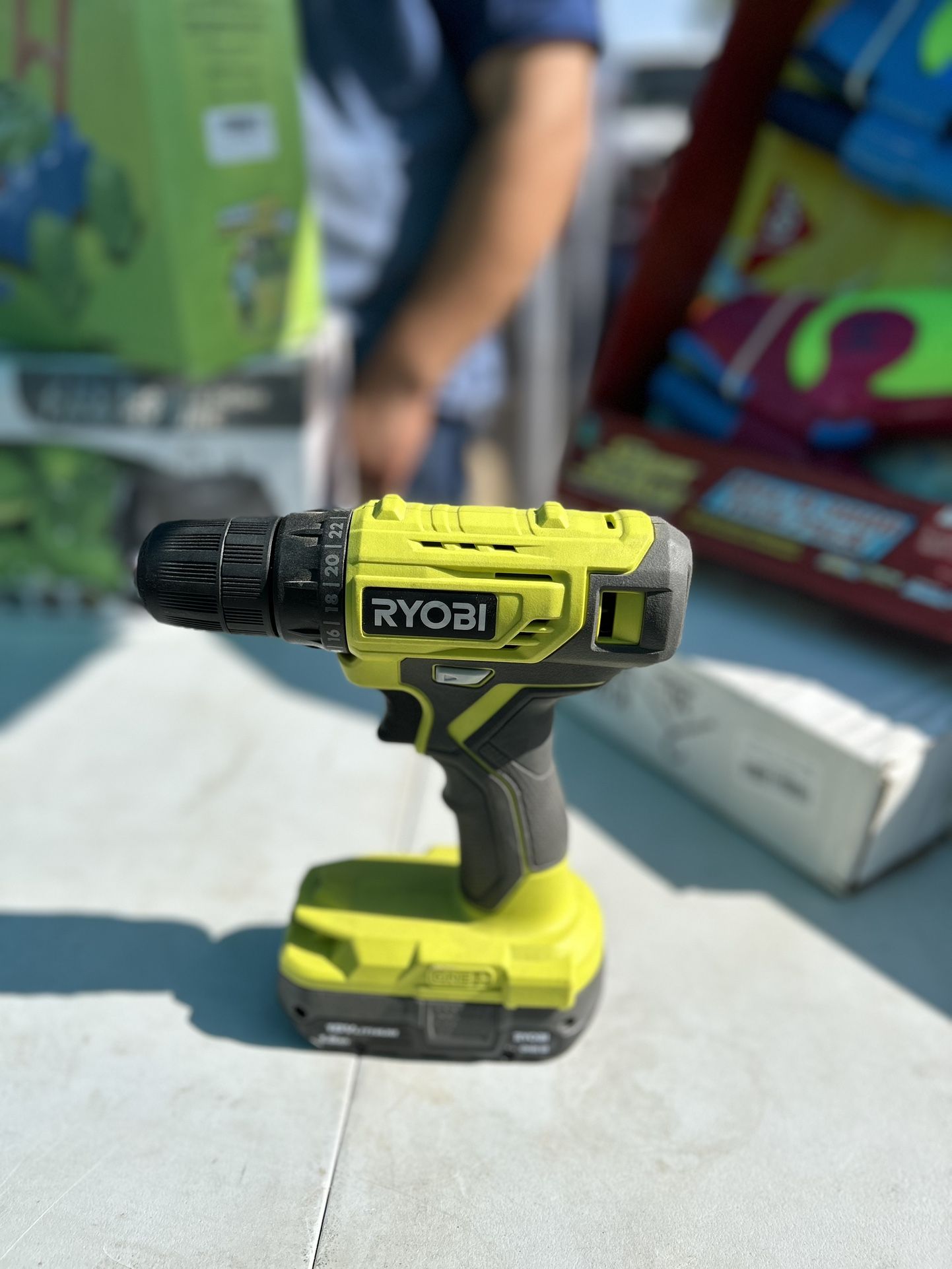 RYOBI ONE+ 18V WITH BATTERY Cordless 1/2 in. Drill/Driver PCL206B Black Green