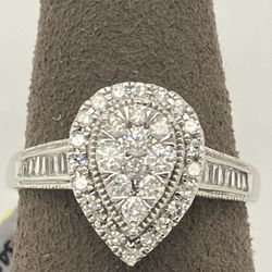 10K White Gold Pear-Shaped Diamond Ring with Accent Diamonds
