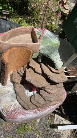 4 pieces of snake accessories