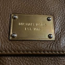 Used Michael Kors Cross Body Purse Delivery Make An Offer 