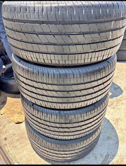 255 40 R 20 vendo llantas usadas Marca Goodyear