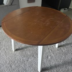 Table No Chairs