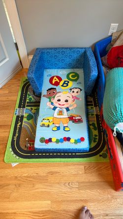 Coco Melon Convertible Chair to Foam Bed 