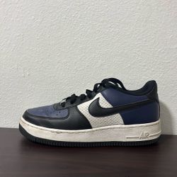 Nike Air Force 1s “Midnight Navy Black Mesh”