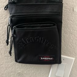 Pleasures Cross Bag