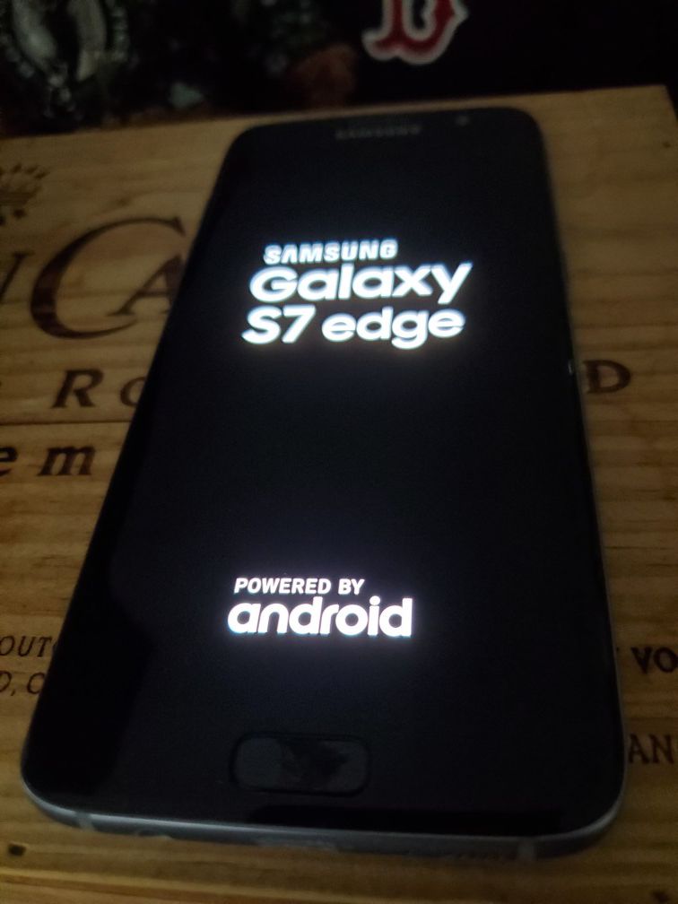 Samsung Galaxy s7 edge boost mobile