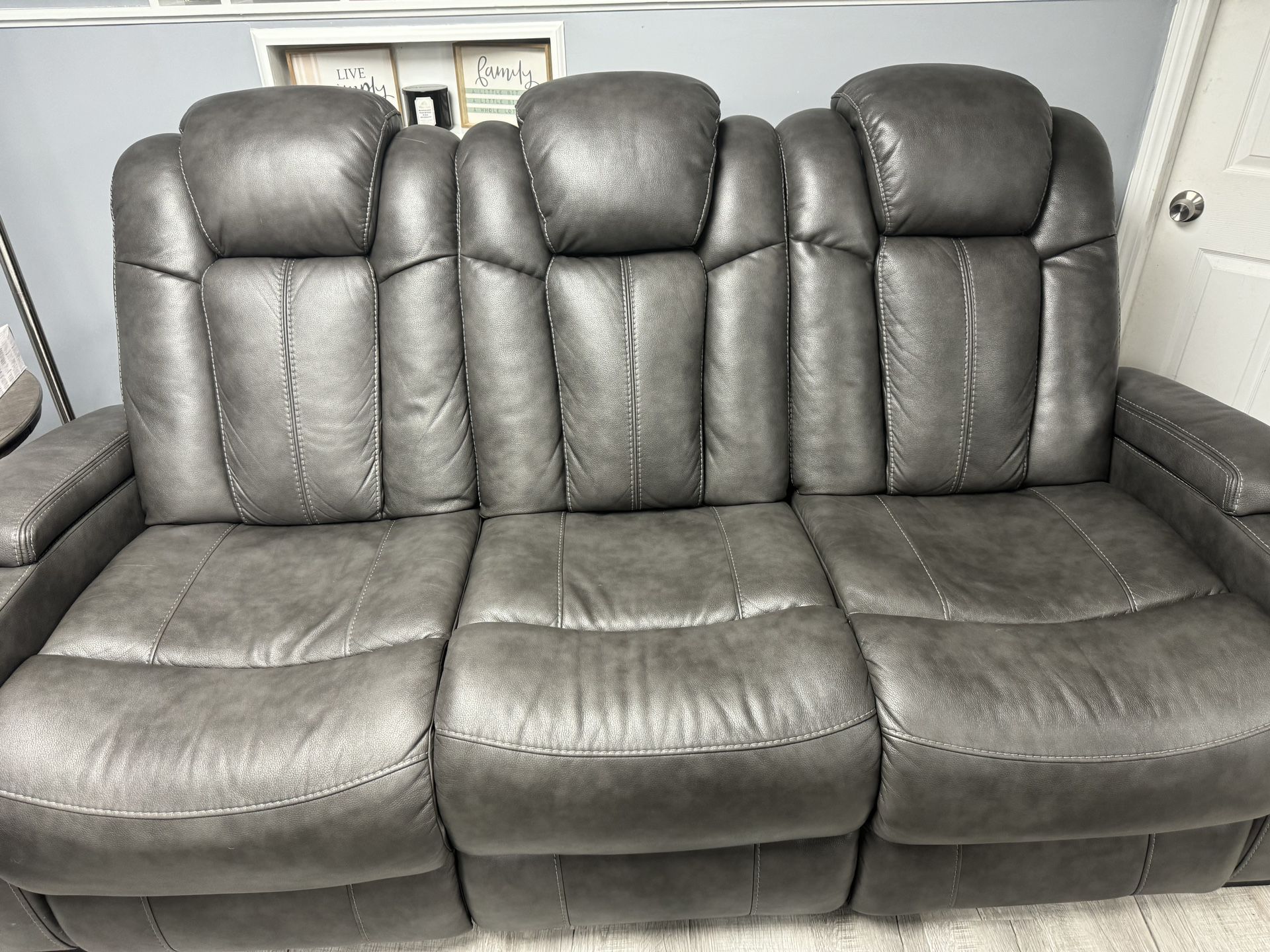 Ashley Signature Double Reclining Sofa (comes With Warranty)