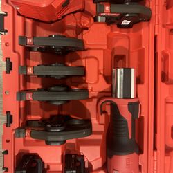Milwaukee 2922-22 1/2”-2” Copper Press Tool