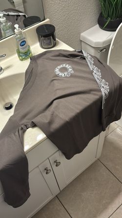 Grey chrome heart shirt