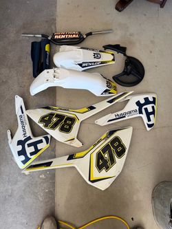 Husqvarna OEM White Plastics & Renthal Twinwall 998 Handlebars Bundle