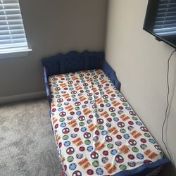 Toddler bed & Mattress 