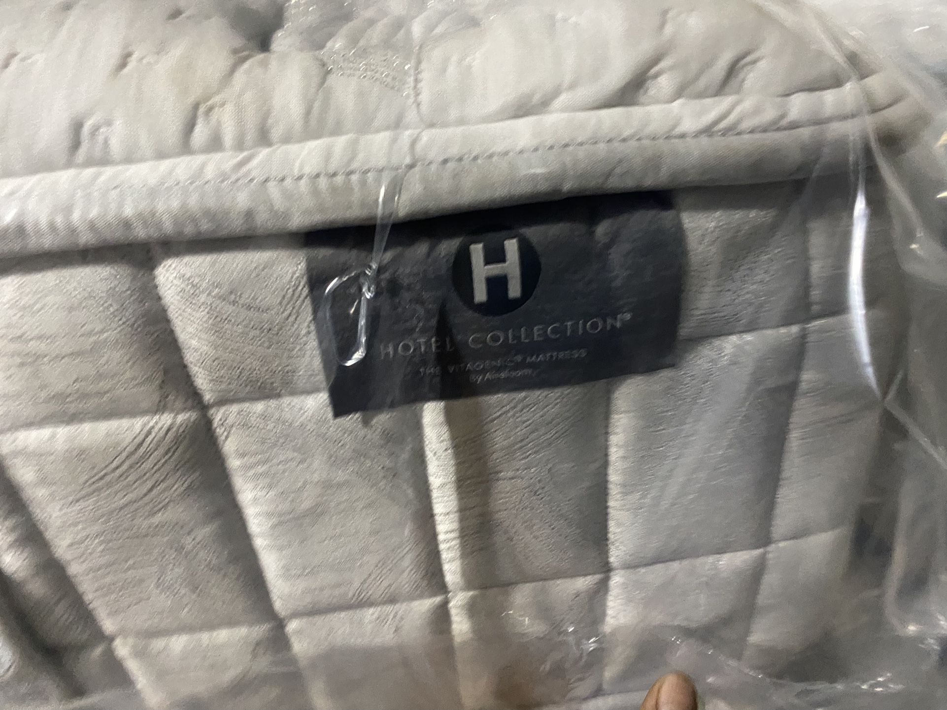 Hotel Colletion Ultra Firm King Size Brand New