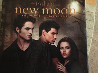 New moon board game