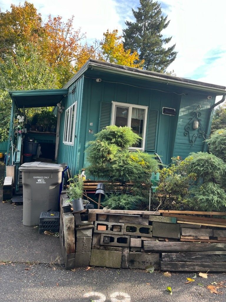 Mobile Home For Sale In Family Park