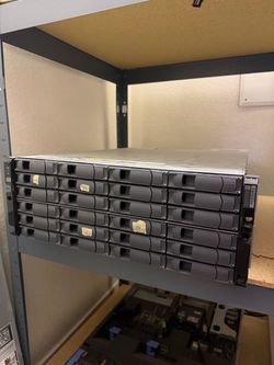 NetApp DS4246 Disk Array Shelf W/ 24x SAS SATA Trays 2x IOM6 Expansion JBOD
