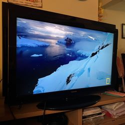 Toshiba 40” Tv 