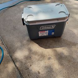 Ice Chest Like New