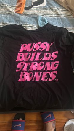Black t shirt