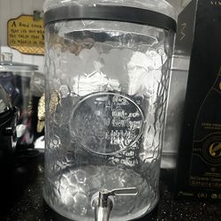 Glass Beverage Dispenser w/ Spigot – Party Ready