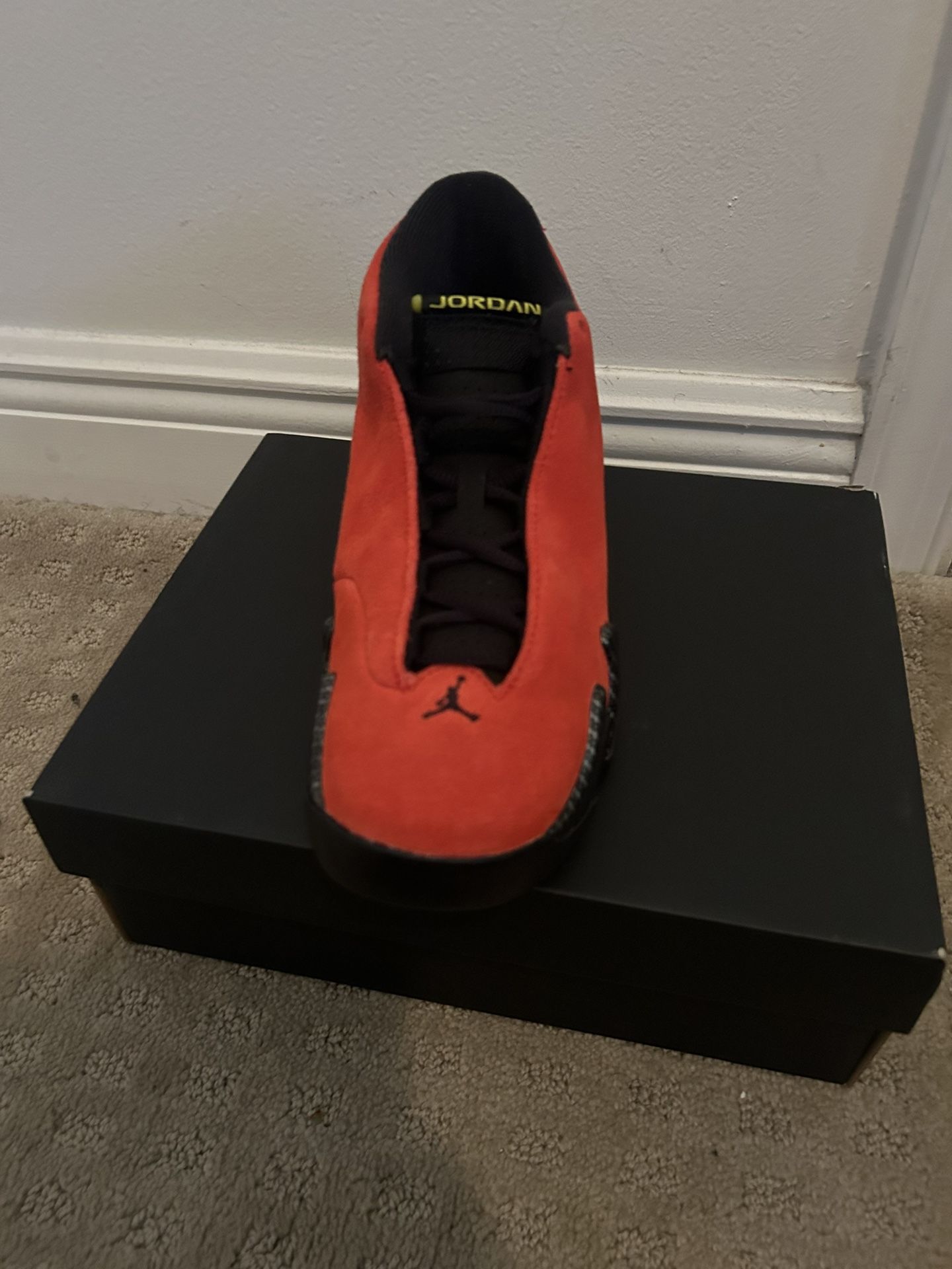 Jordan 14 Retro "Ferrari" Size 5.5
