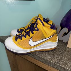 LeBron 7 Lakers Good Condition 