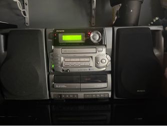 1998 AIWA CA-DW630 CD and DUAL CASSETTE PLAYER WITH AM/FM