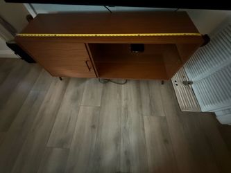 Brown console l L4Ft (52”) x W1Ft/3 (15”)