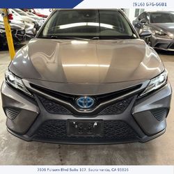 2020 Toyota Camry Hybrid