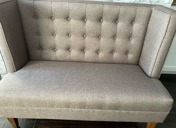 Excellent condition, mini couch/sofa