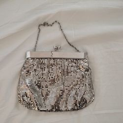 Antique Duramesh Clutch 