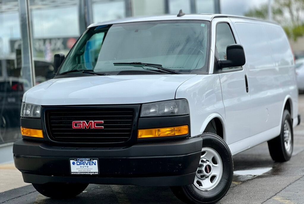 2018 GMC Savana Cargo Van