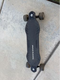 Electric skateboard