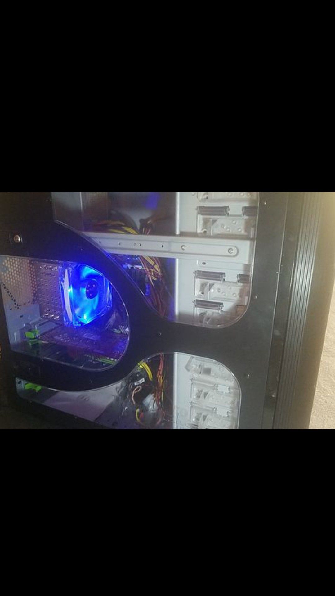 GAMING COMPUTER