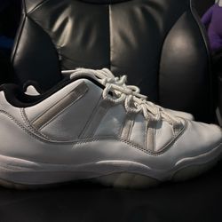 Jordan 11 “legend Blue”