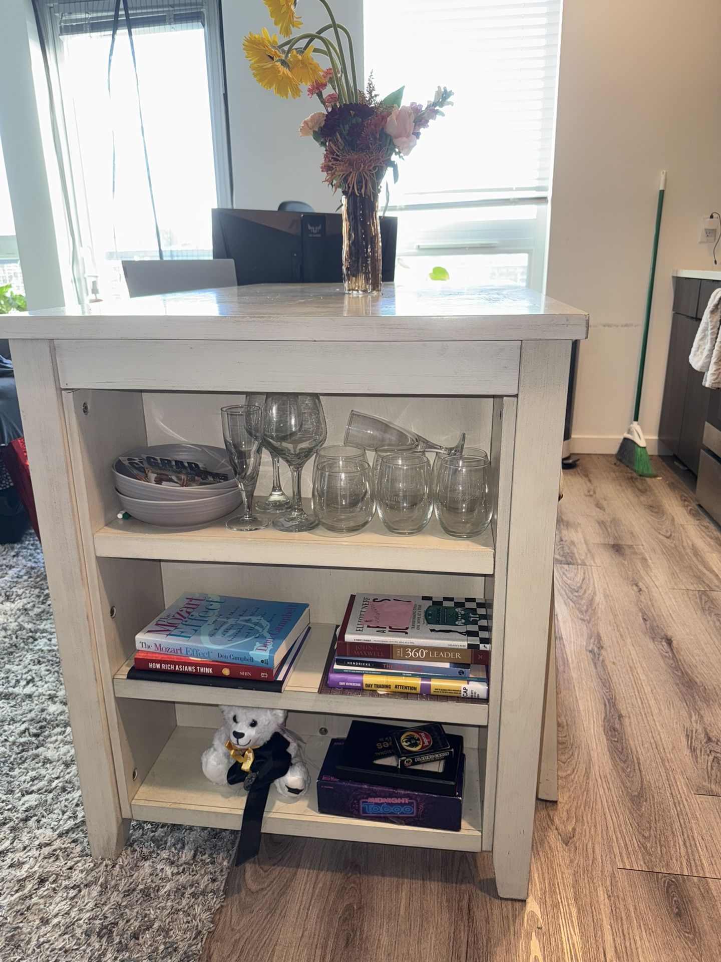 Counter-Height Dining Table / Kitchen Island Set with 4 Stools ✨