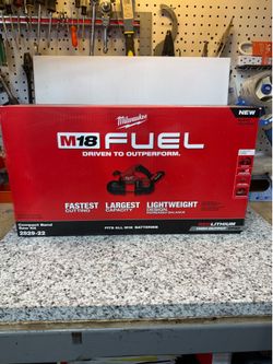 Milwaukee band saw kit